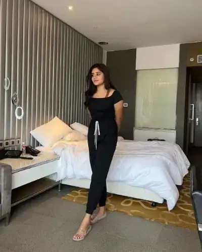 Call Girls Saifai Cash On Delivery